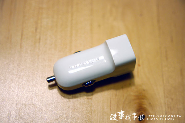 台達電 Innergie 21瓦雙USB 2.1A輸出快速車充組